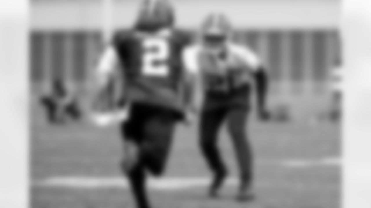 Cornerback Denzel Ward (21) during the fourth day of OTAs at CrossCountry Mortgage Campus on June 3, 2025.