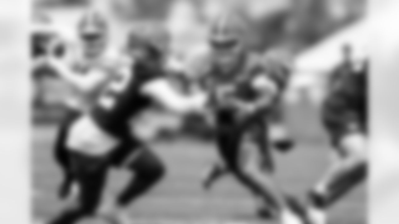Quarterback Dillon Gabriel (5) during the fourth day of OTAs at CrossCountry Mortgage Campus on June 3, 2025.