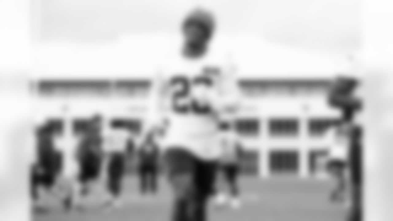 Cornerback Myles Harden (26) during fieldwork in Phase II of the offseason at CrossCountry Mortgage Campus on May 6, 2025.