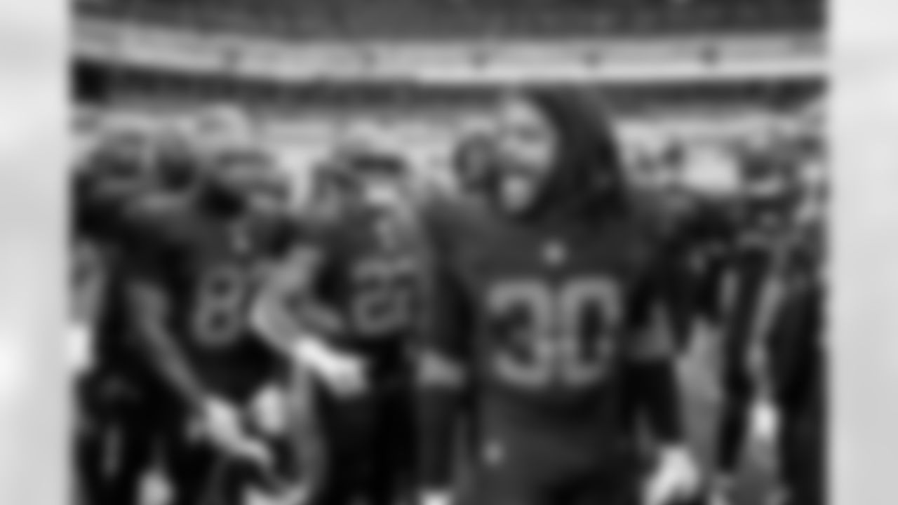 Linebacker Devin Bush (30) before a NFL football game between the Miami Dolphins and Cleveland Browns on October 19, 2025 at Huntington Bank Field.