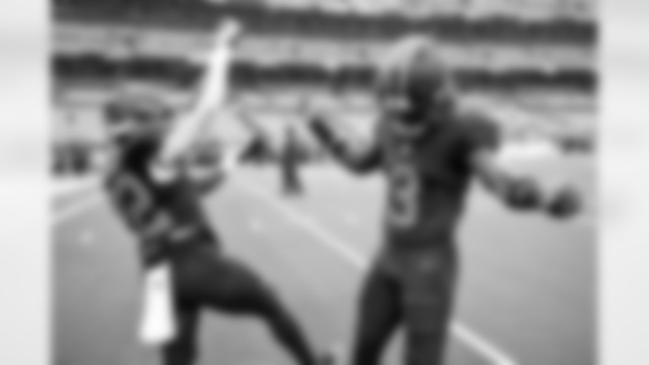 Running back Dylan Sampson (22) and Wide receiver Jerry Jeudy (3) before a NFL football game between the Miami Dolphins and Cleveland Browns on October 19, 2025 at Huntington Bank Field.