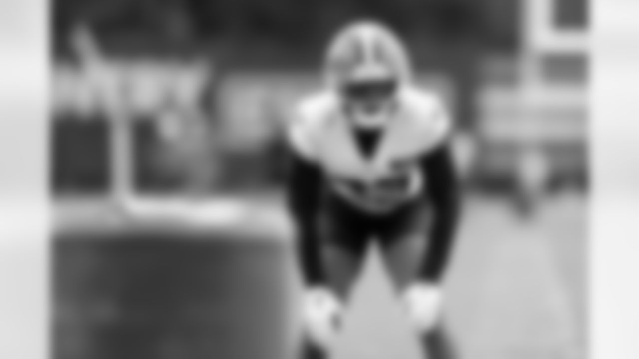 Safety Damontae Kazee (23)