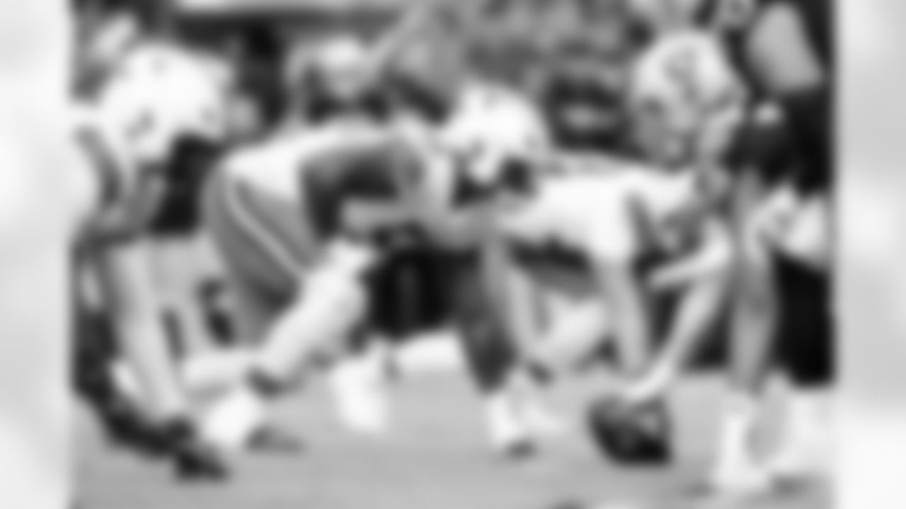 Defensive tackle Mike Hall Jr. (51) during a NFL football game between the Cleveland Browns and Las Vegas Raiders on November 23, 2025 at Allegiant Stadium. The Browns won 24-10.