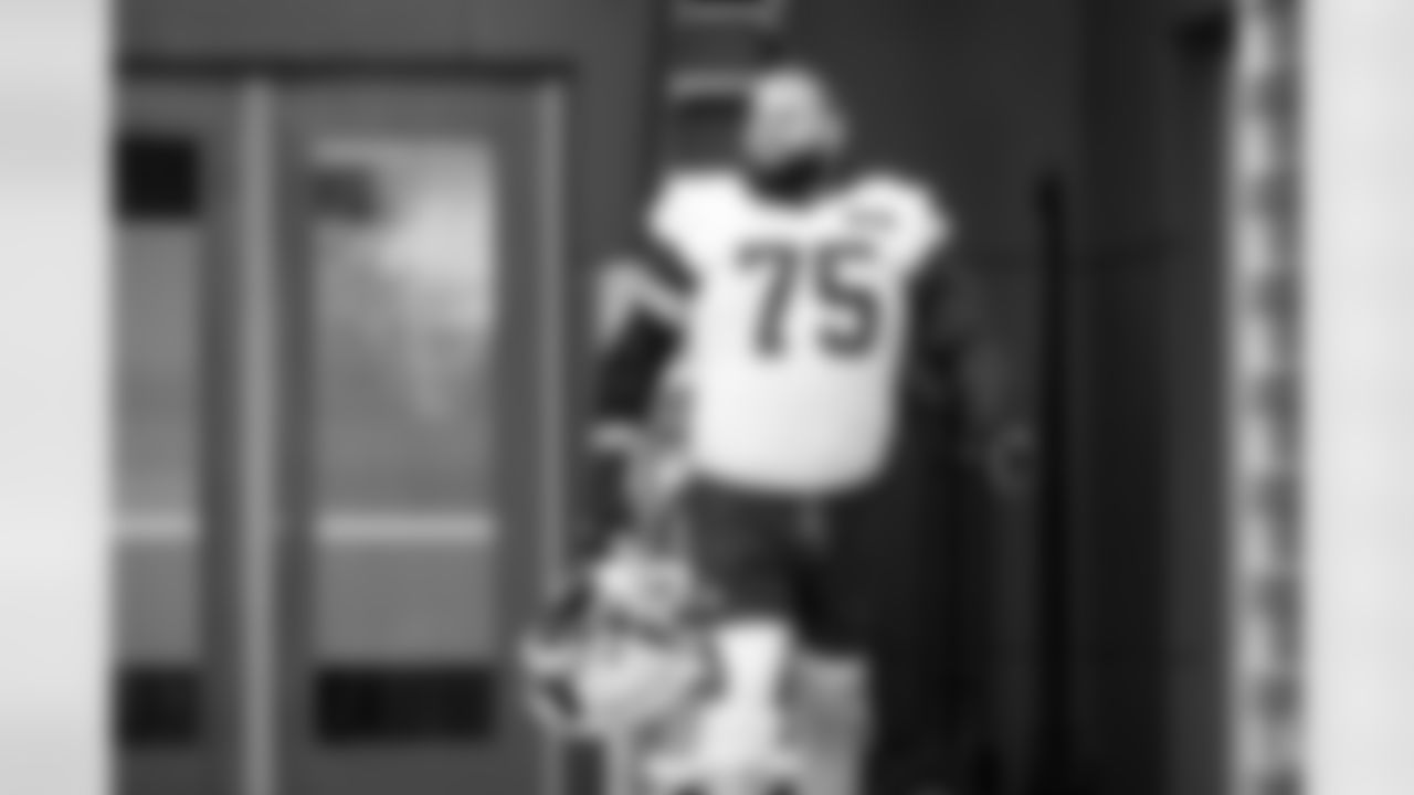 Offensive guard Joel Bitonio (75) during practice at CrossCountry Mortgage Campus on November 3, 2025.