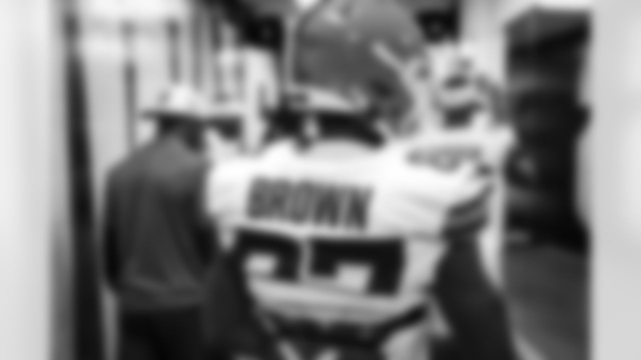 Wide receiver Ahmarean Brown (87) before a preseason NFL football game between the Minnesota Vikings and Cleveland Browns on August 17, 2024 at Cleveland Browns Stadium.