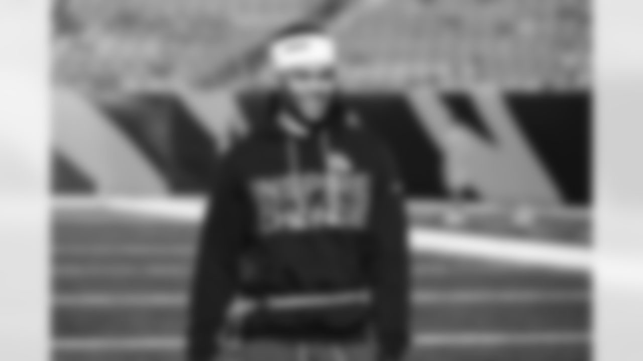 Wide receiver Gage Larvadain (84) before a NFL football game between the Cleveland Browns and Cincinnati Bengals on January 4, 2026 at Paycor Stadium.