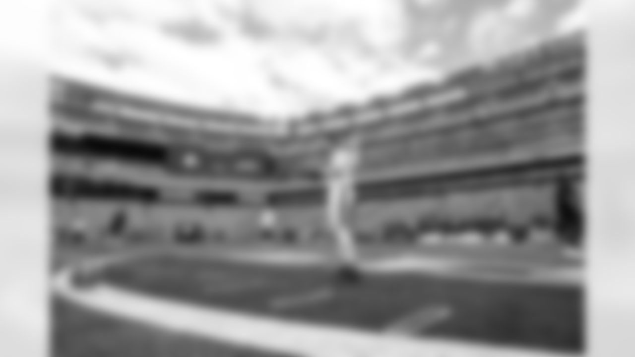 Punter Corey Bojorquez (13) before a NFL football game between the Cleveland Browns and New York Jets on November 9, 2025 at MetLife Stadium.