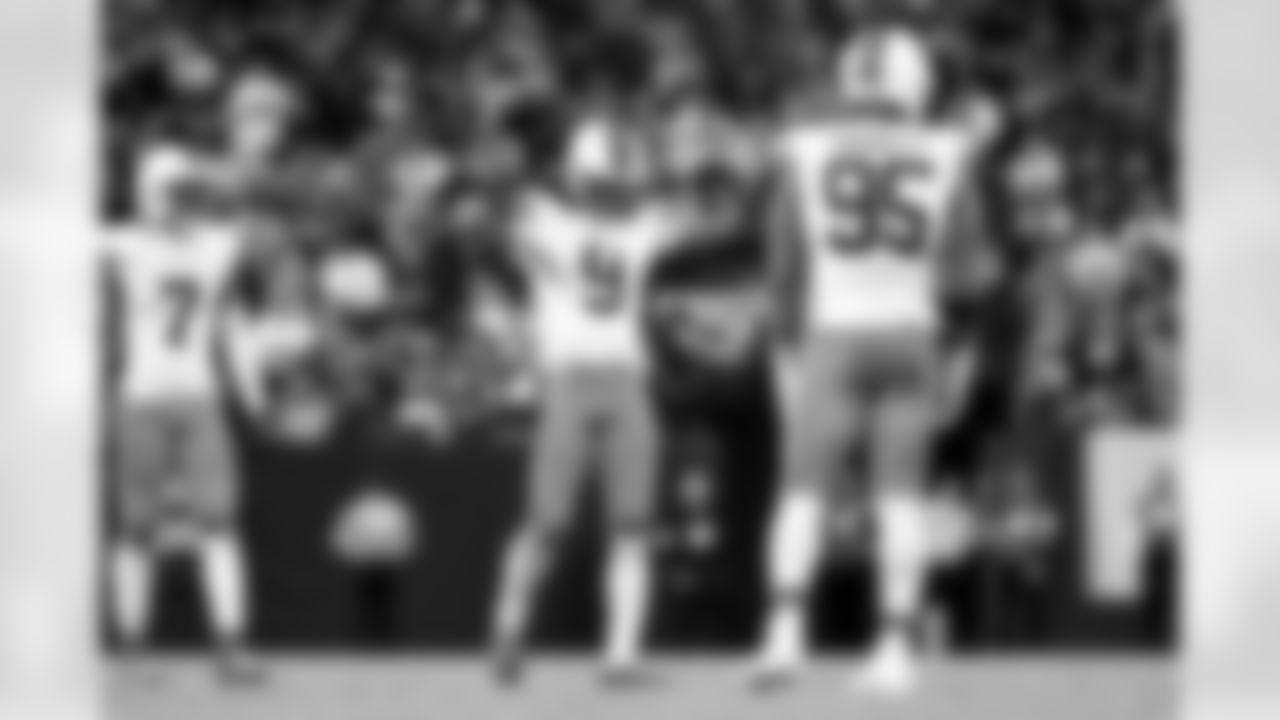 Safety Grant Delpit (9) and Defensive end Myles Garrett (95) during a NFL football game between the Cleveland Browns and Las Vegas Raiders on November 23, 2025 at Allegiant Stadium.