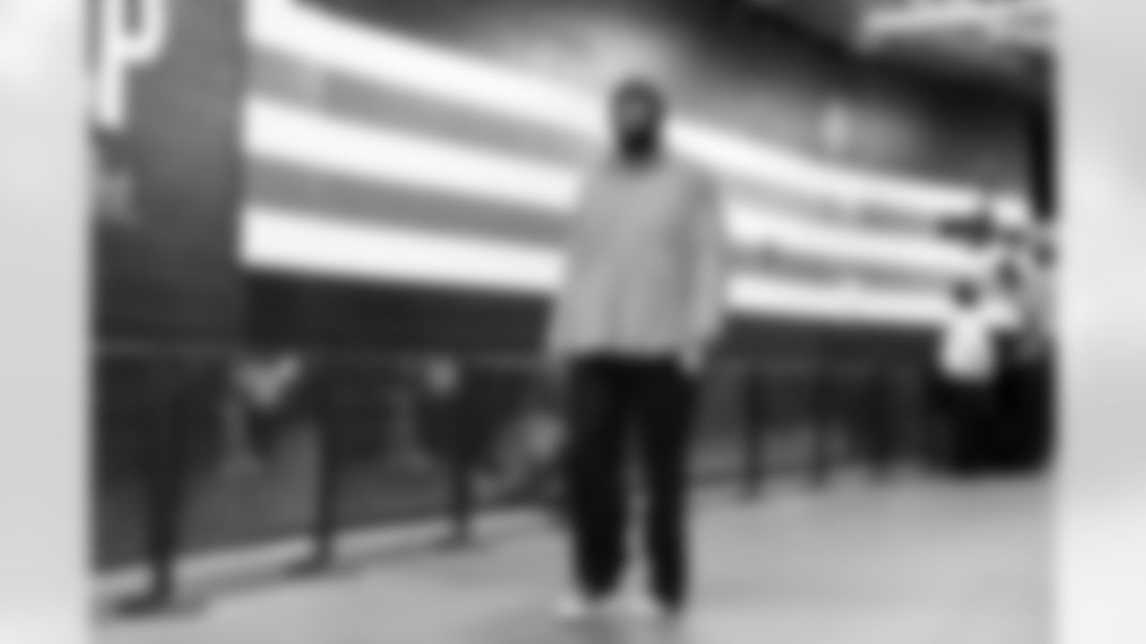 Offensive tackle Cam Robinson (68) before a NFL football game between the Baltimore Ravens and Cleveland Browns on November 16, 2025 at Huntington Bank Field.