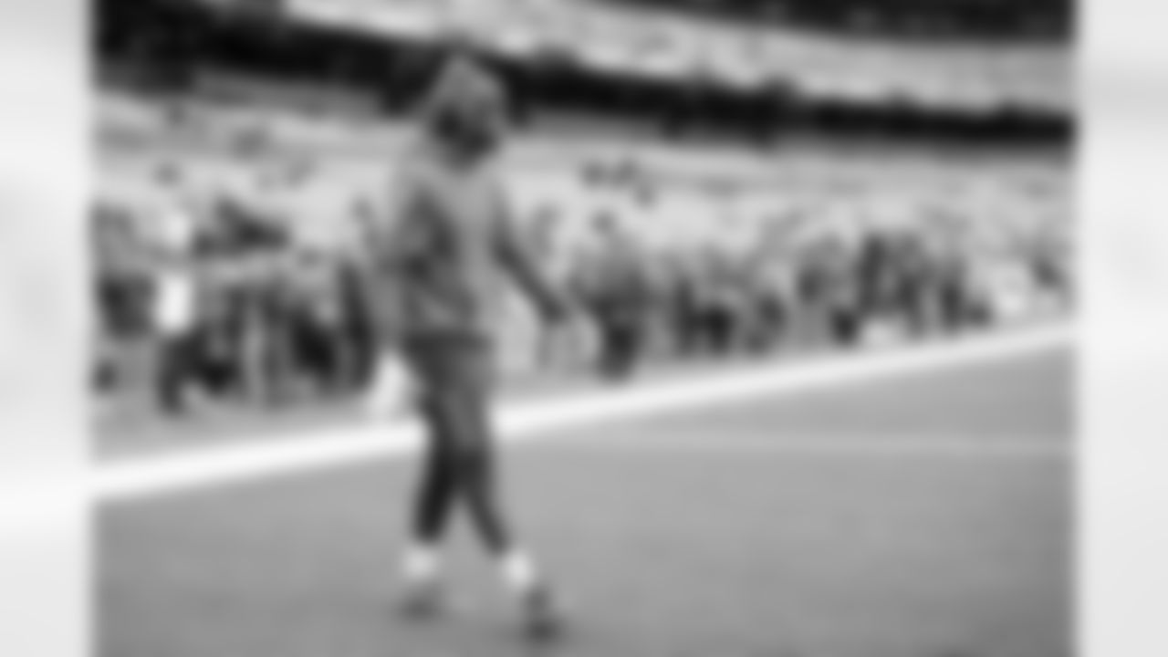 Wide receiver Jerry Jeudy (3) before a NFL football game between the Baltimore Ravens and Cleveland Browns on November 16, 2025 at Huntington Bank Field.