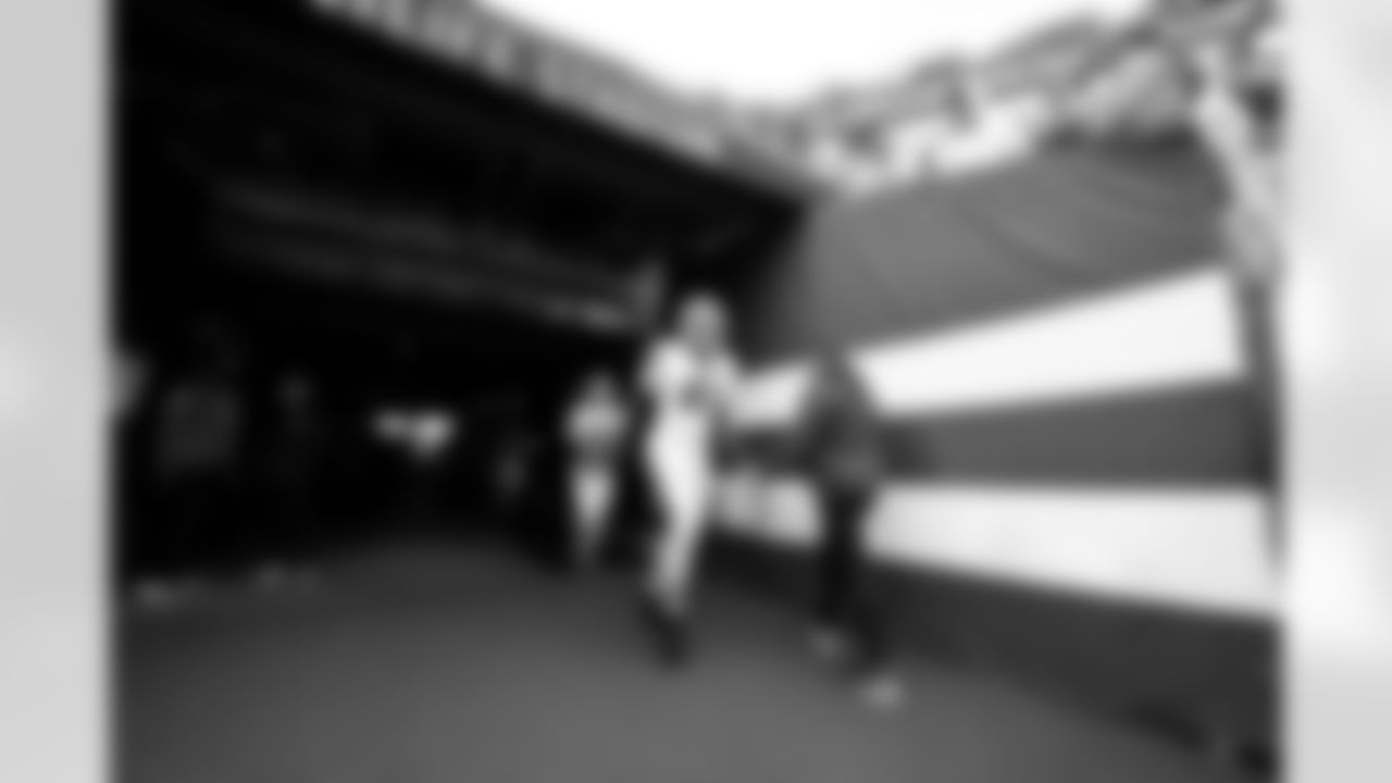 Safety Christopher Edmonds (41) before a NFL football game between the Cleveland Browns and New York Jets on November 9, 2025 at MetLife Stadium.