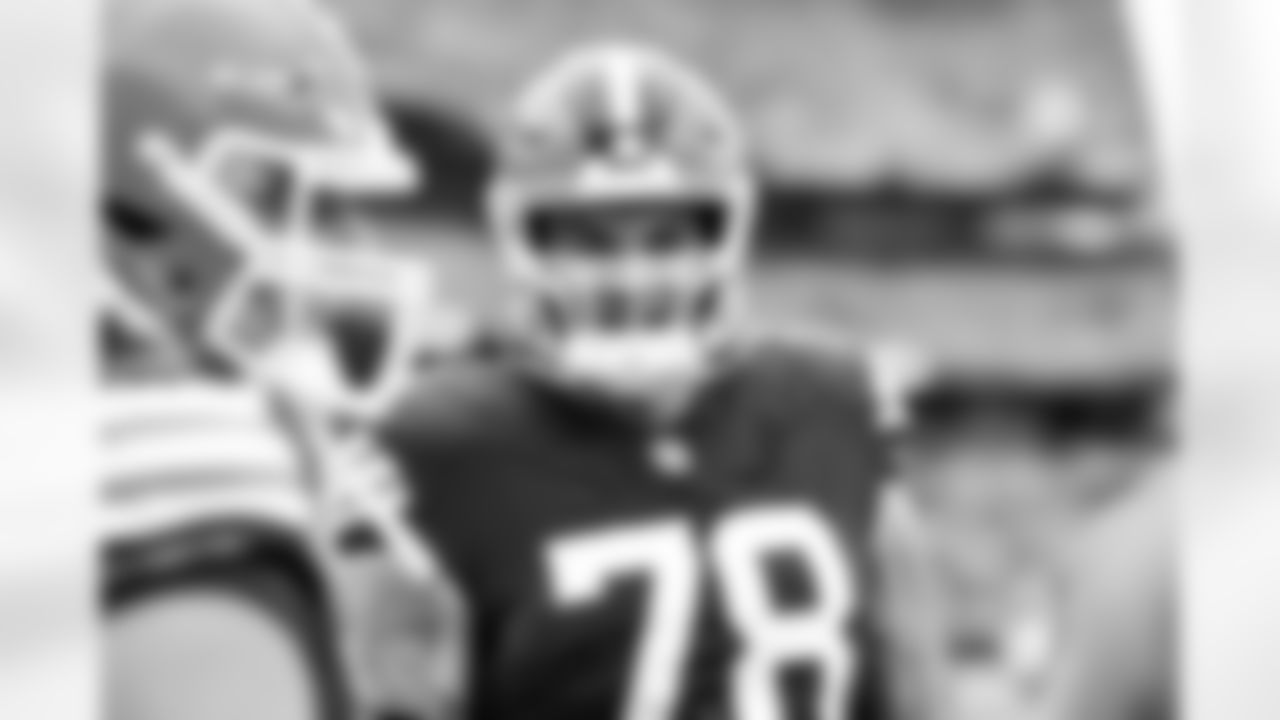 Offensive tackle Jack Conklin (78) before a NFL football game between the San Francisco 49ers and Cleveland Browns on November 30, 2025 at Huntington Bank Field.
