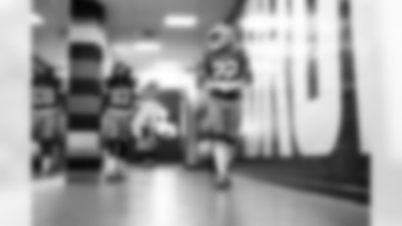 Wide receiver Malachi Corley (83) and Running back Dylan Sampson (22) before a NFL football game between the Baltimore Ravens and Cleveland Browns on November 16, 2025 at Huntington Bank Field.