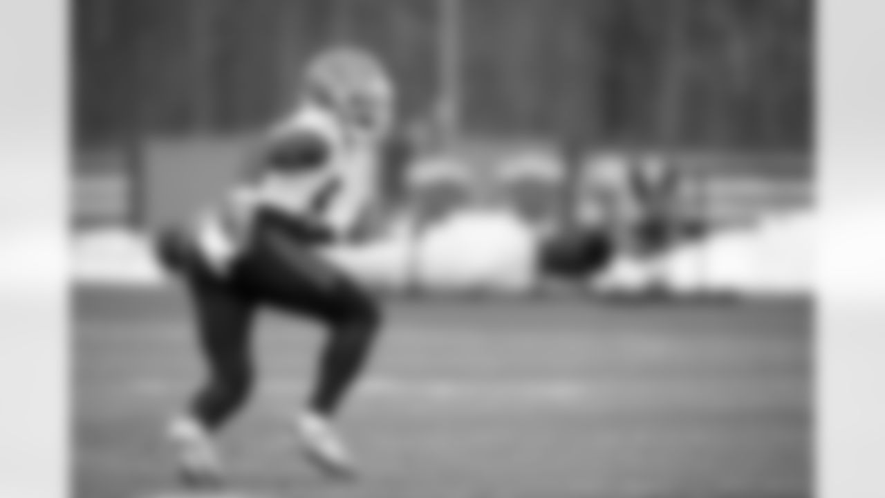 Linebacker Edefuan Ulofoshio (54) during practice at CrossCountry Mortgage Campus on December 17, 2025.