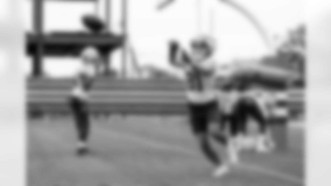 Wide receiver Luke Floriea (81) during practice at CrossCountry Mortgage Campus on November 3, 2025.