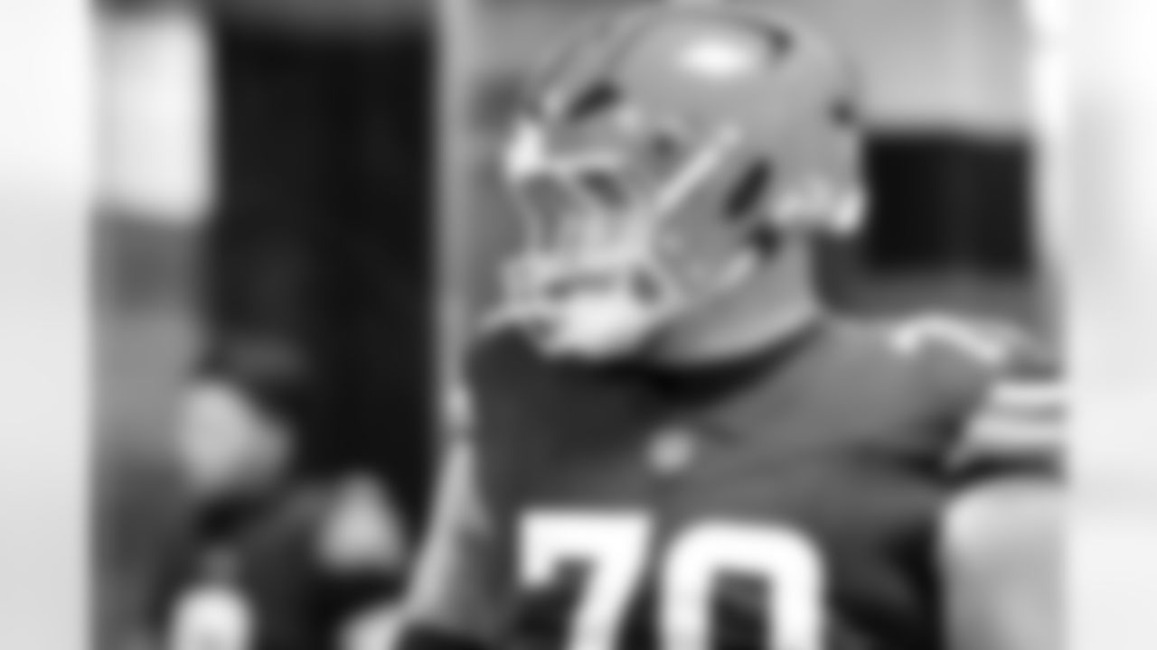 Offensive guard Zak Zinter (70) before a NFL football game between the Buffalo Bills and Cleveland Browns on December 21, 2025 at Huntington Bank Field.