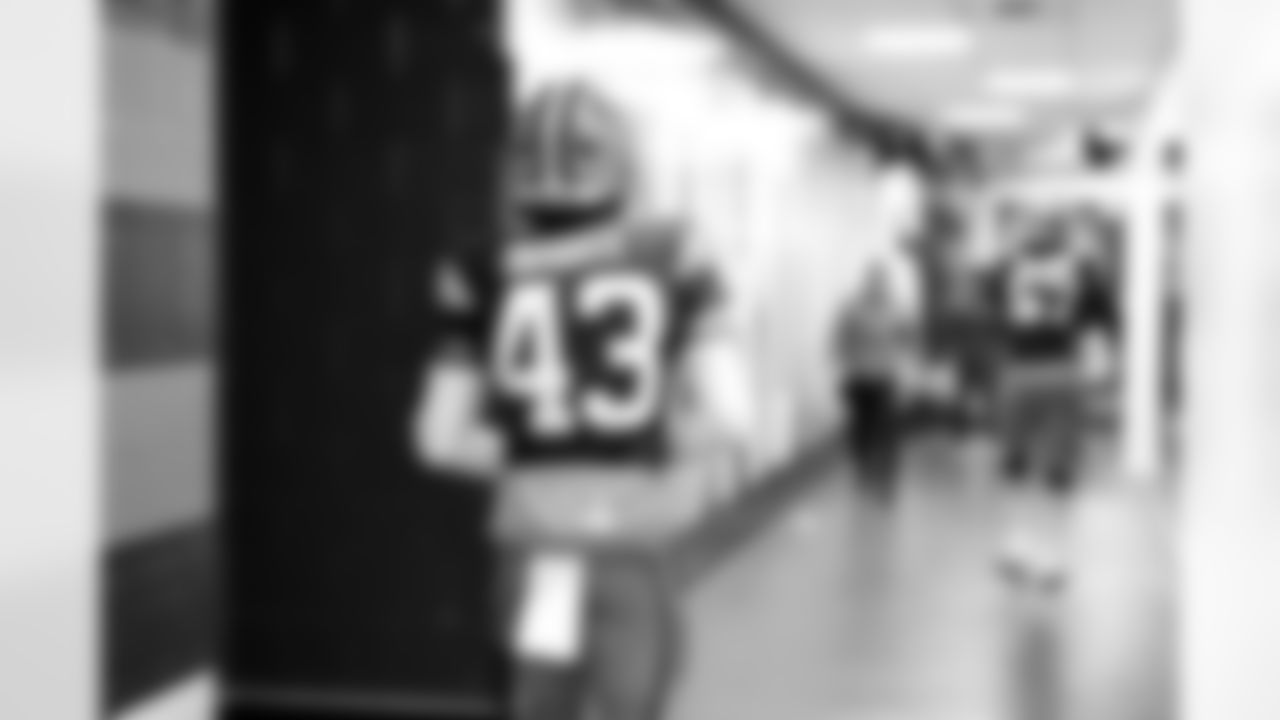 Linebacker Mohamoud Diabate (43) before a NFL football game between the Baltimore Ravens and Cleveland Browns on November 16, 2025 at Huntington Bank Field.
