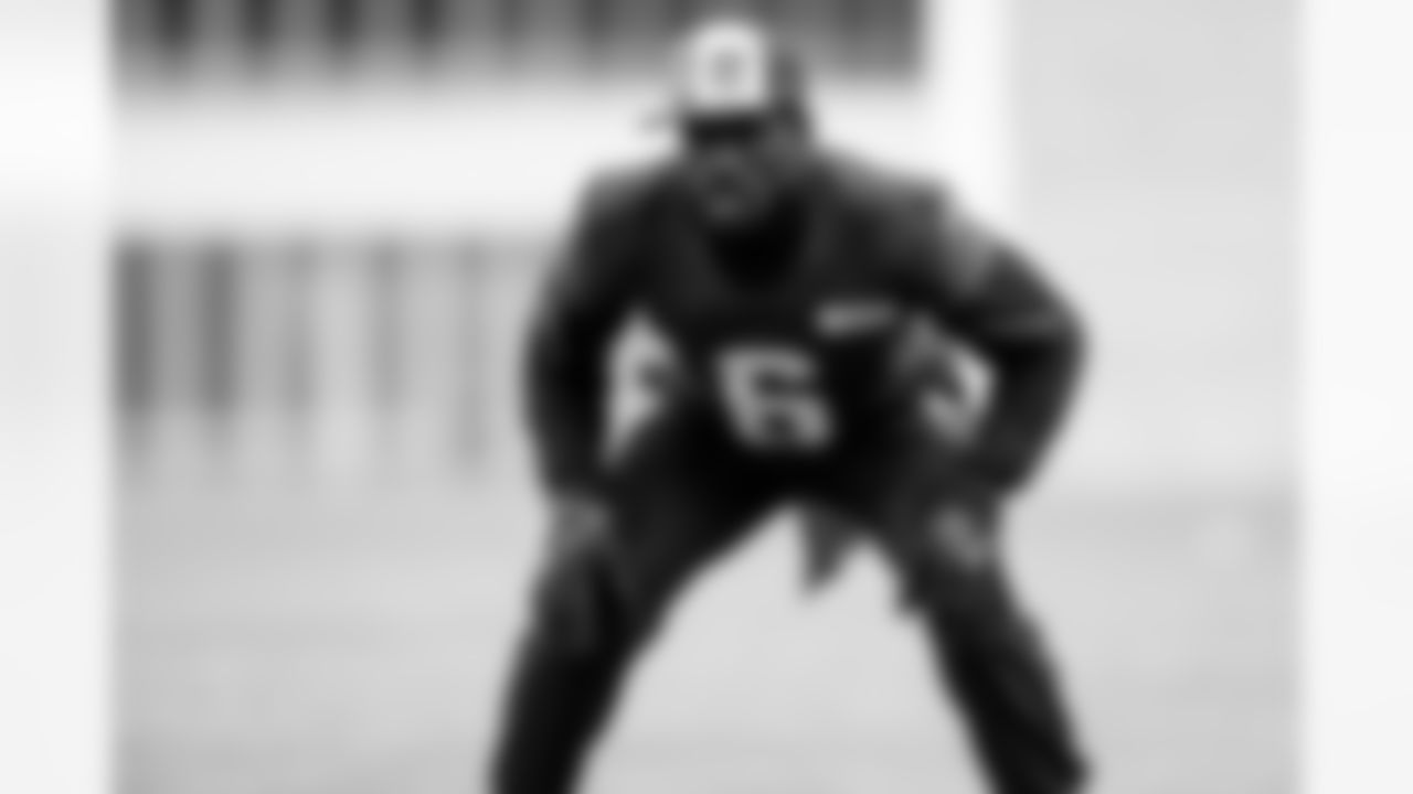 Linebacker Jeremiah Owusu-Koramoah (6) during a workout in Phase II of the offseason at CrossCountry Mortgage Campus on April 30, 2024.