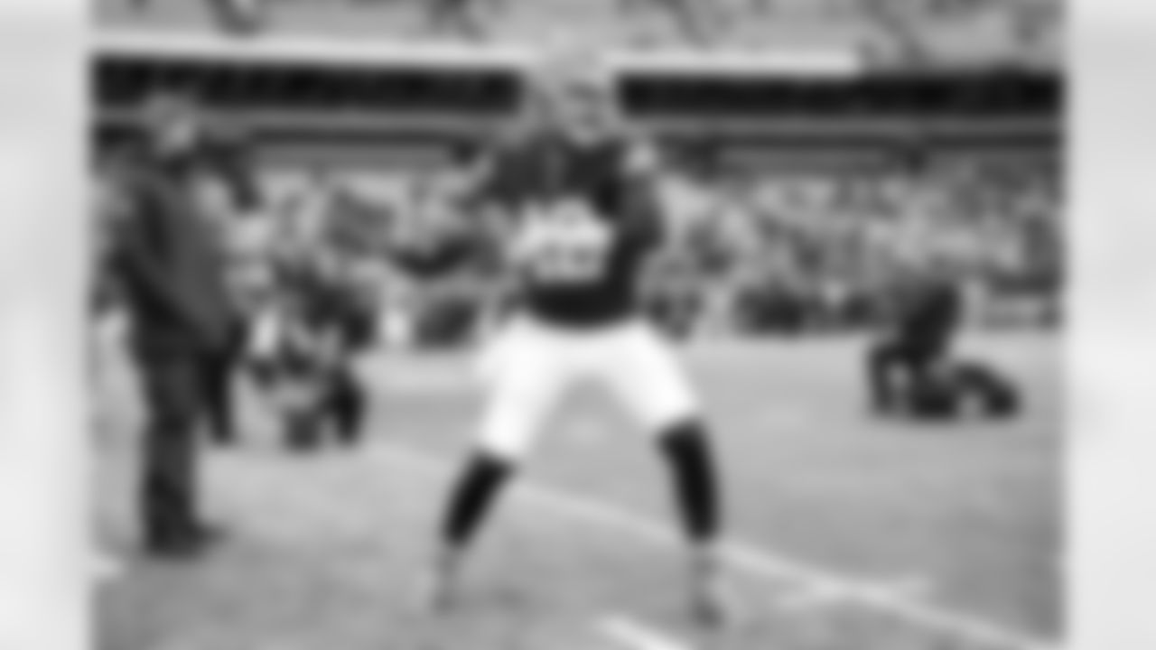 Quarterback Shedeur Sanders (12) before a NFL football game between the San Francisco 49ers and Cleveland Browns on November 30, 2025 at Huntington Bank Field.