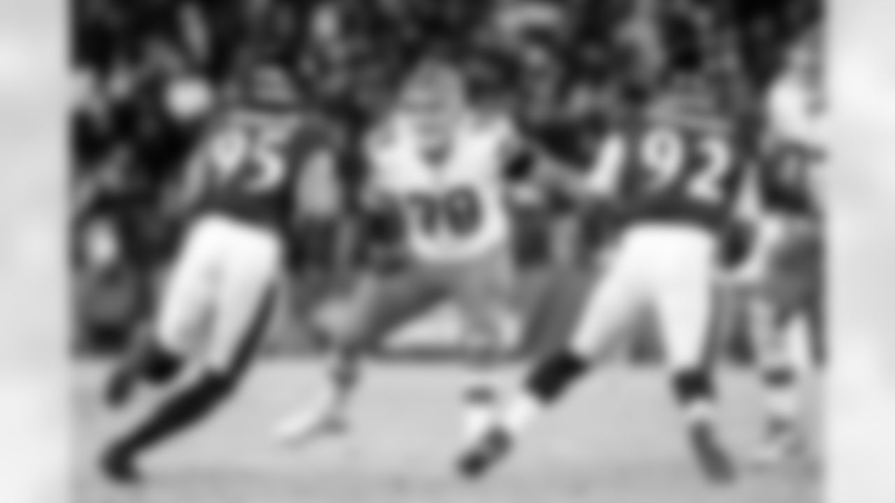 Offensive tackle Jack Conklin (78) during a NFL football game between the Cleveland Browns and Baltimore Ravens on January 4, 2025 at M&T Bank Stadium.