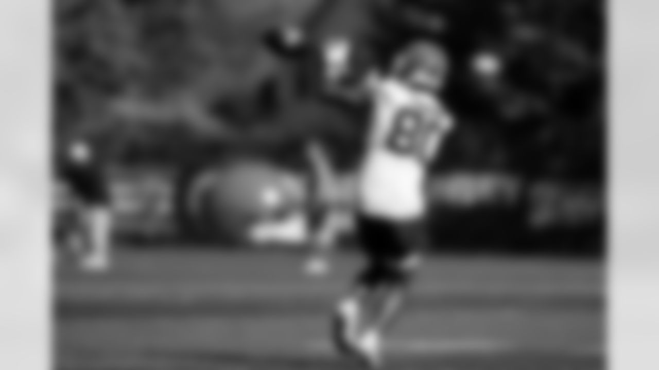 Wide receiver Jamari Thrash (80) during practice at CrossCountry Mortgage Campus on October 9, 2025.