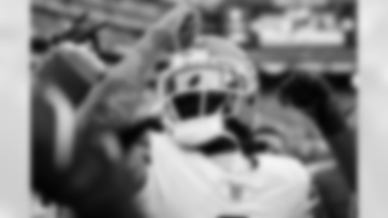 Safety Grant Delpit (9) before a NFL football game between the Cleveland Browns and New York Jets on November 9, 2025 at MetLife Stadium.