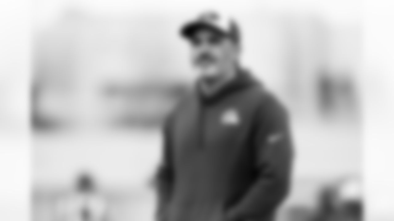 Head Coach Kevin Stefanski during practice at CrossCountry Mortgage Campus on November 5, 2025.