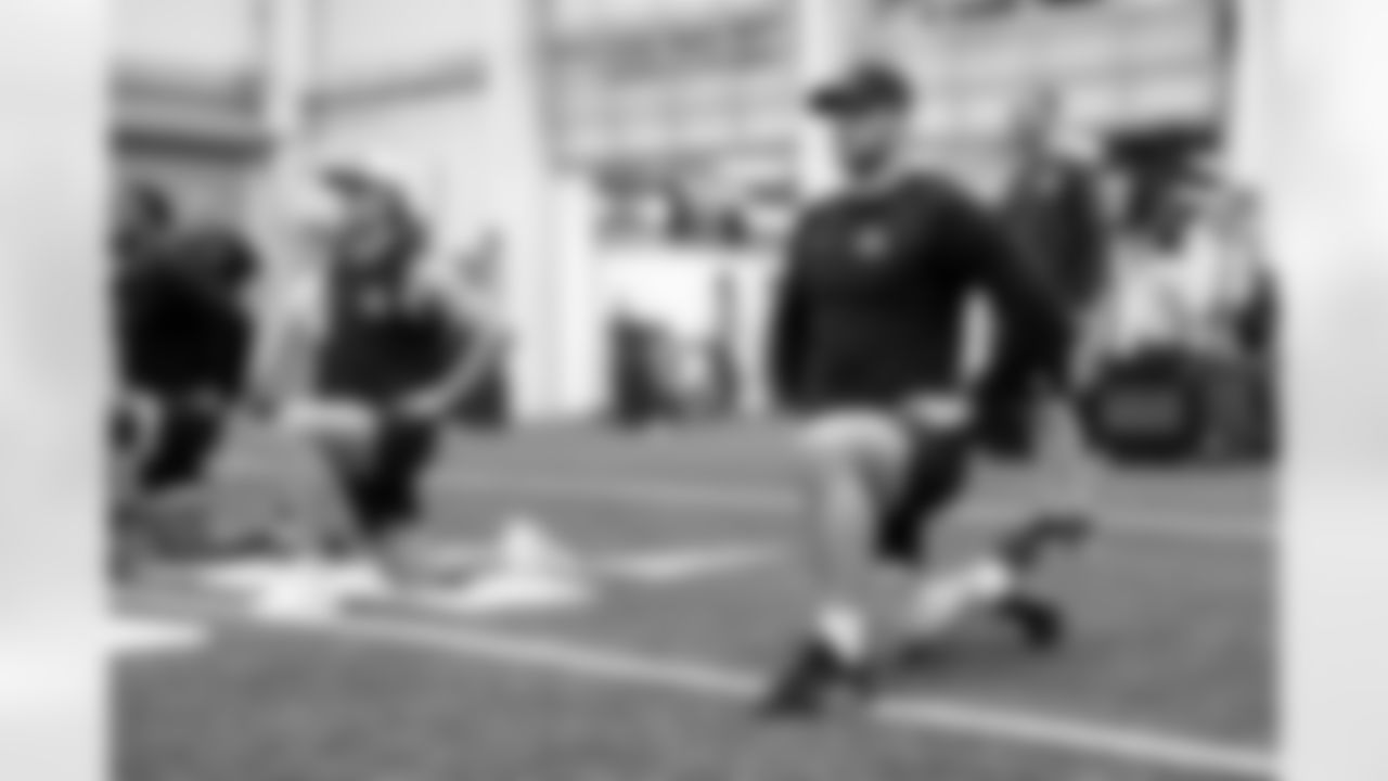 Tight end Brenden Bates (82) during a workout in Phase I of the offseason at CrossCountry Mortgage Campus on April 29, 2025.