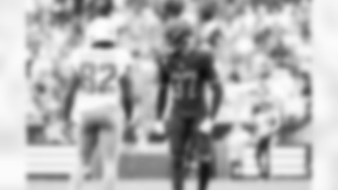 Cornerback Dom Jones (37) during a NFL football game between the Miami Dolphins and Cleveland Browns on October 19, 2025 at Huntington Bank Field.