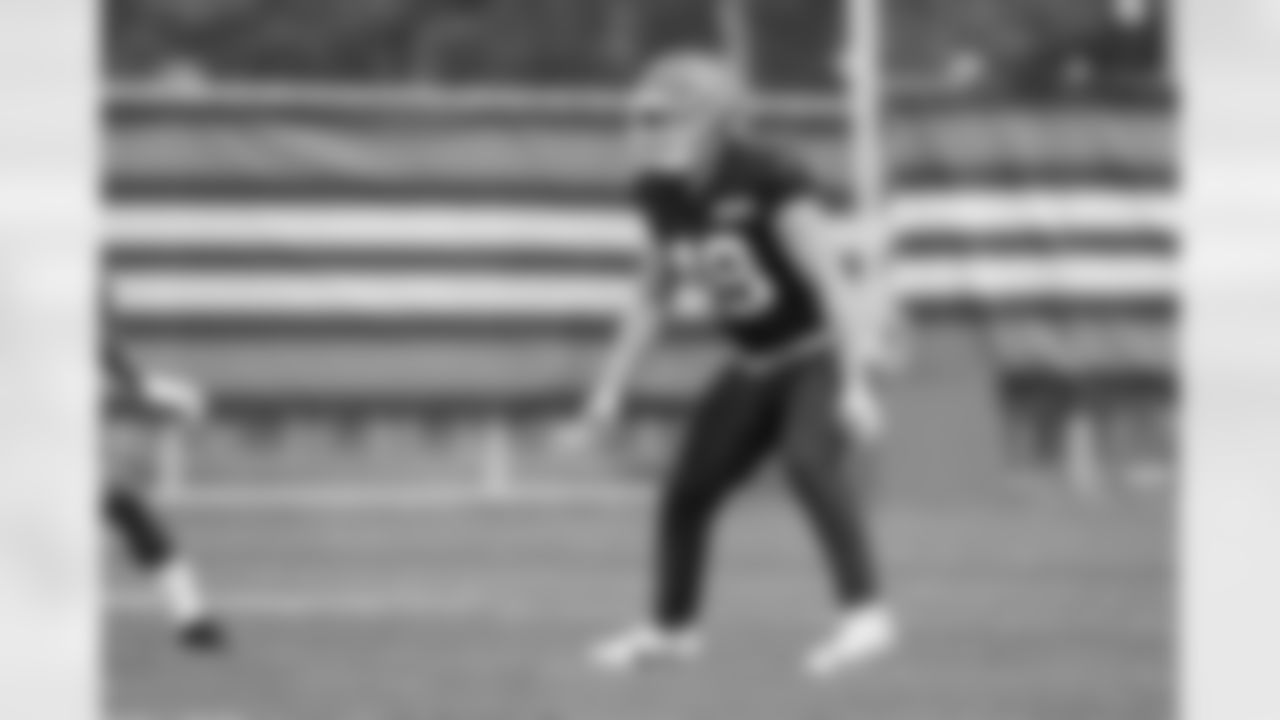 Linebacker Carson Schwesinger (49) during Day 17 of Training Camp at CrossCountry Mortgage Campus on August 21, 2025.