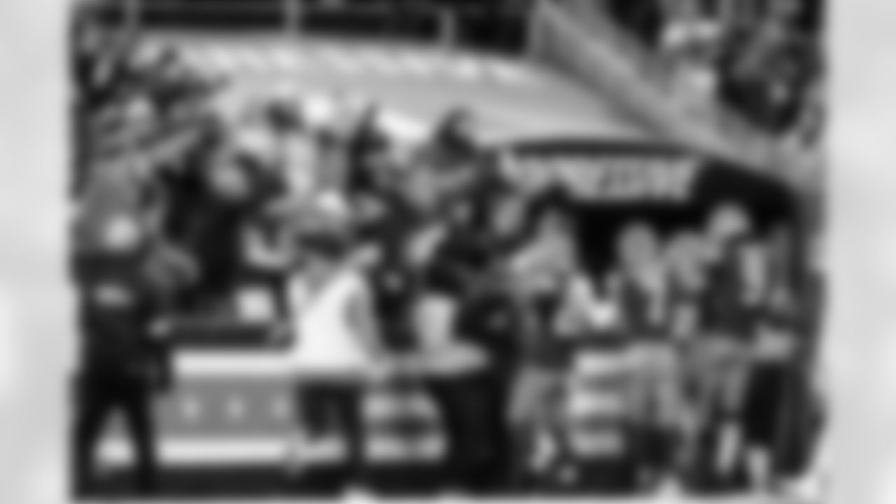 Fans during a NFL football game between the Baltimore Ravens and Cleveland Browns on November 16, 2025 at Huntington Bank Field.