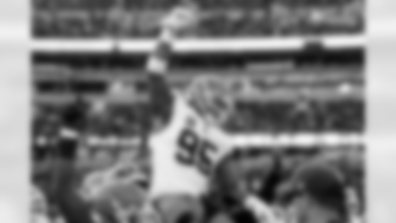 Defensive end Myles Garrett (95) during a NFL football game between the Cleveland Browns and Cincinnati Bengals on January 4, 2026 at Paycor Stadium. The Browns won 20-18.