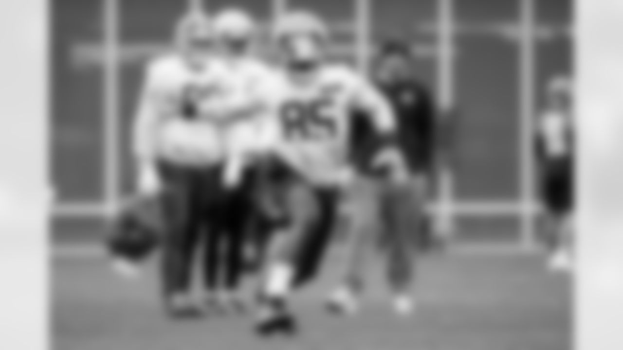 Tight end David Njoku (85) during practice at CrossCountry Mortgage Campus on November 3, 2025.