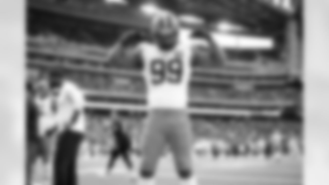 Defensive end Za'Darius Smith (99) before a NFL Wild Card playoff football game between the Cleveland Browns and Houston Texans on January 13, 2024 at NRG Stadium.