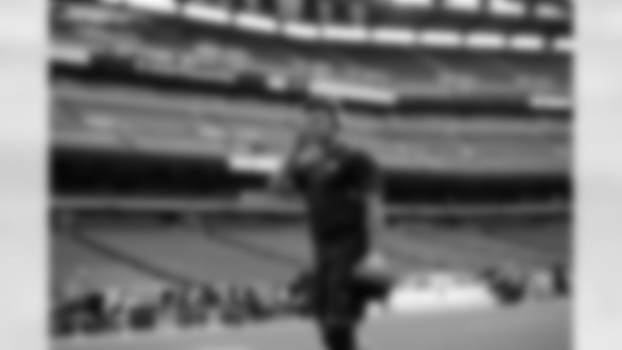 Quarterback Dillon Gabriel (5) before a preseason NFL football game between the Cleveland Browns and Philadelphia Eagles on August 16, 2025 at Lincoln Financial Field.