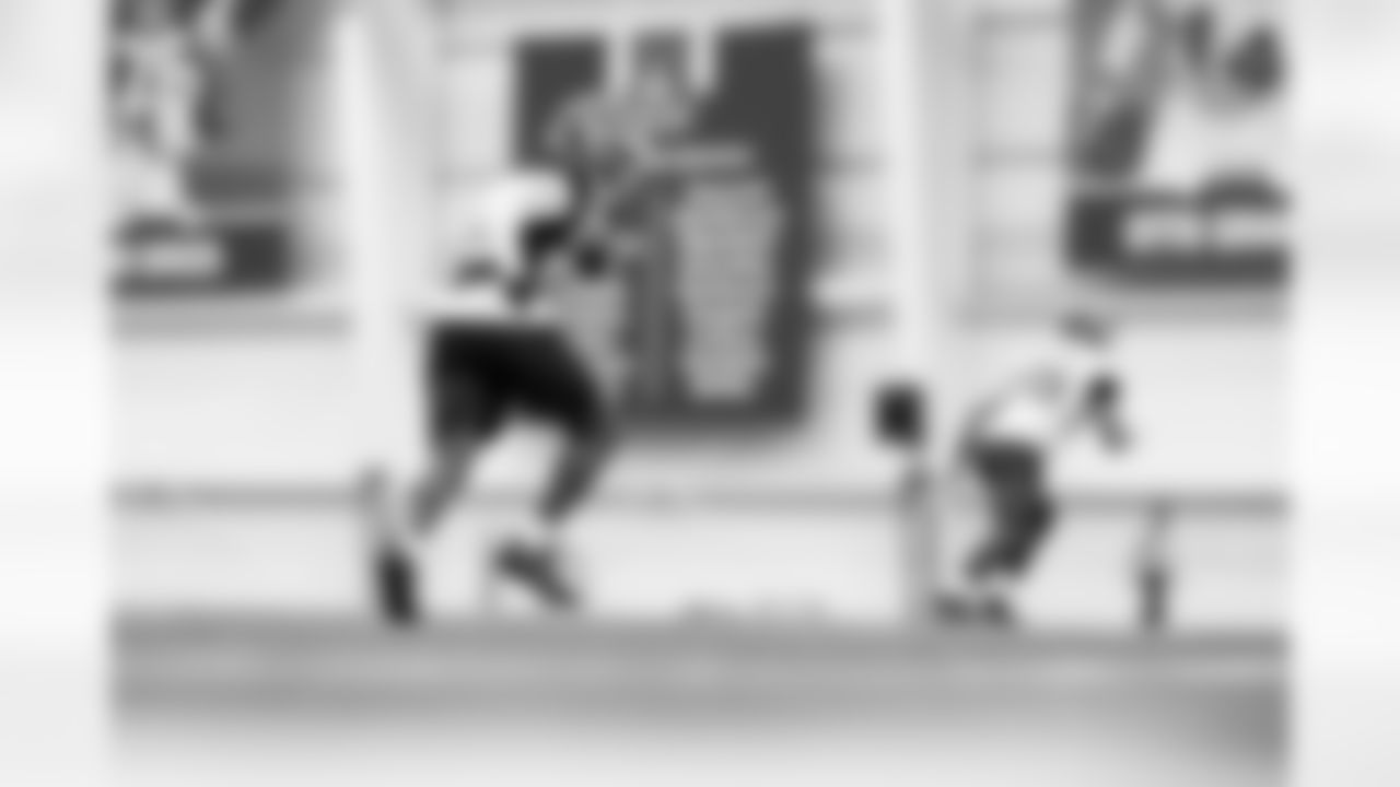 Cornerback Myles Harden (26) during practice at CrossCountry Mortgage Campus on December 10, 2025.