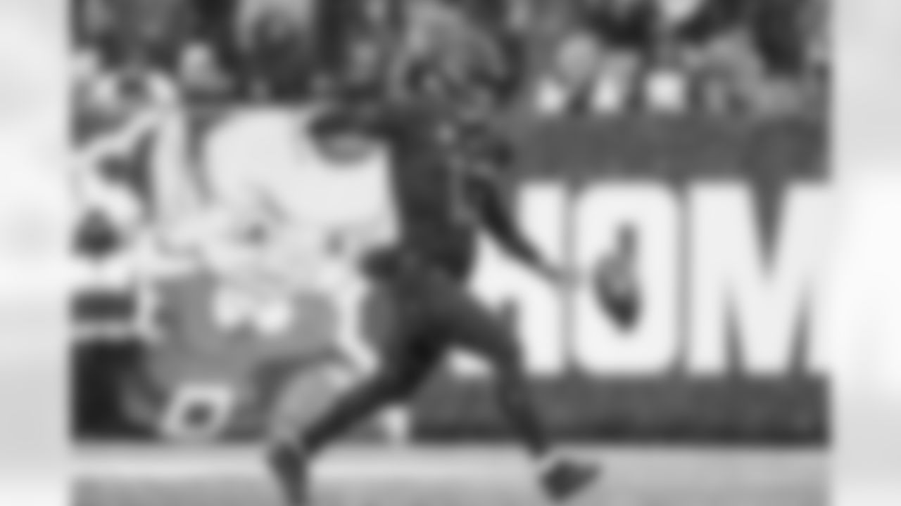 Punter Corey Bojorquez (13)