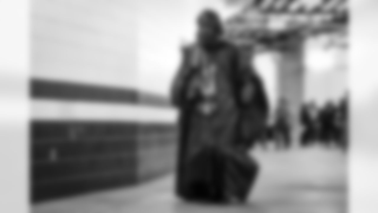 Linebacker Jeremiah Owusu-Koramoah (6) arrives at the stadium before a NFL football game between the Cleveland Browns and Baltimore Ravens on November 12, 2023 at M&T Bank Stadium.