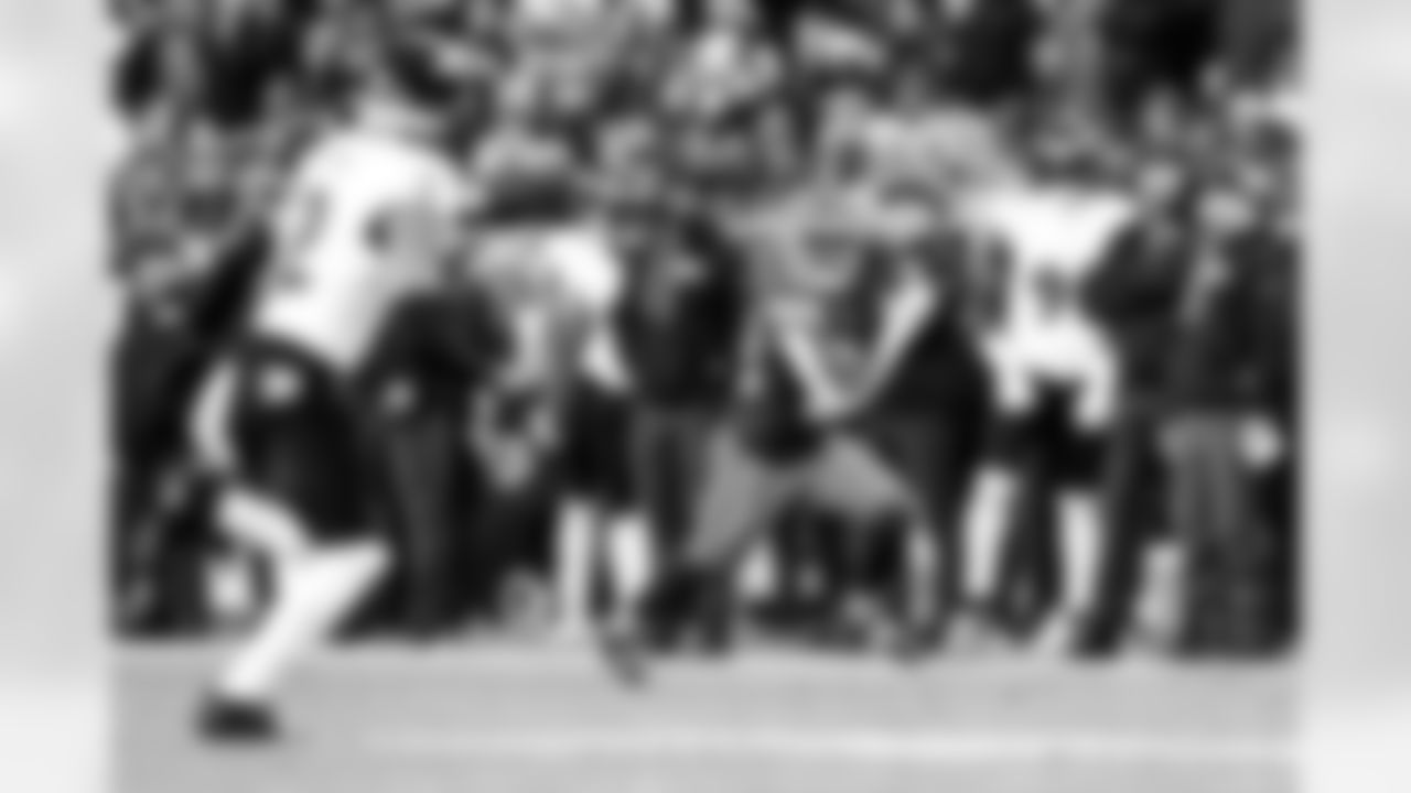 Running back Dylan Sampson (22) during a NFL football game between the Baltimore Ravens and Cleveland Browns on November 16, 2025 at Huntington Bank Field.