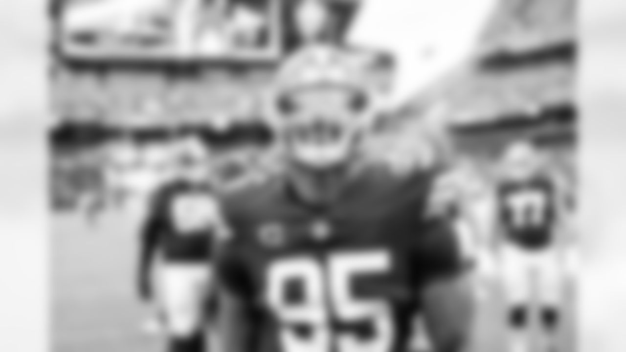 Defensive end Myles Garrett (95) before a NFL football game between the San Francisco 49ers and Cleveland Browns on November 30, 2025 at Huntington Bank Field.