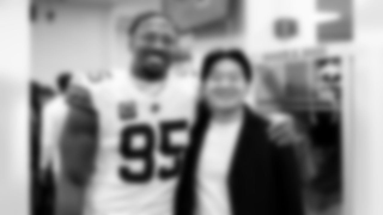 Defensive end Myles Garrett (95) and Jon Lee after a NFL football game between the Cleveland Browns and Cincinnati Bengals on January 4, 2026 at Paycor Stadium. The Browns won 20-18.