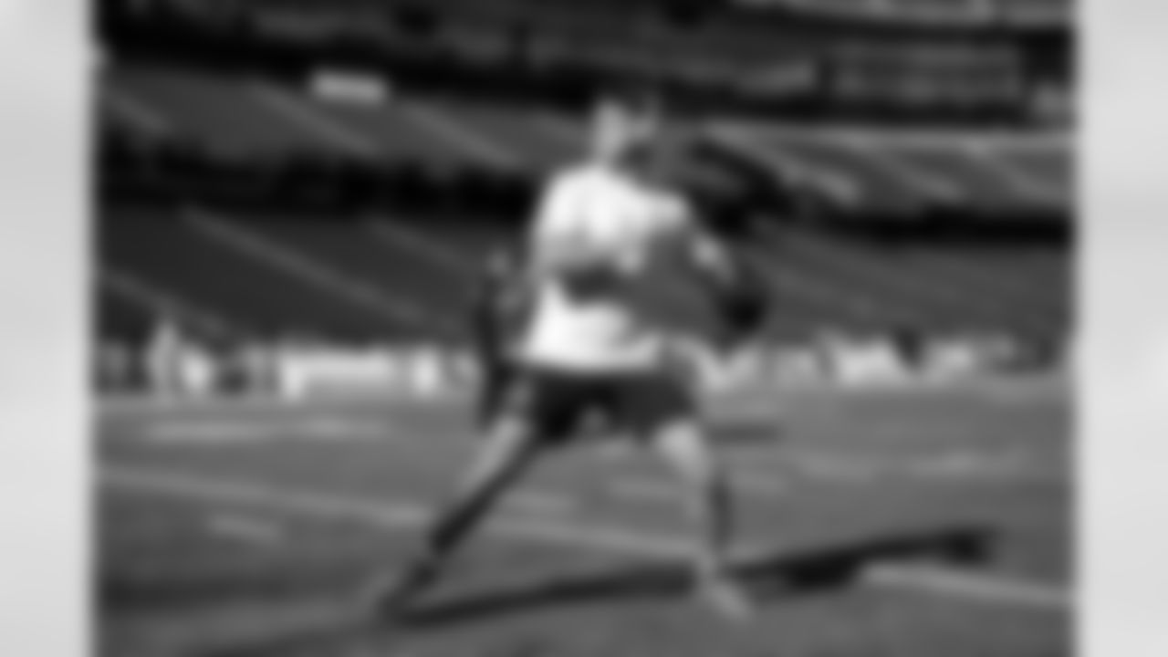 Quarterback Dillon Gabriel (8) before a NFL football game between the Cleveland Browns and New England Patriots on October 26, 2025 at Gillette Stadium.
