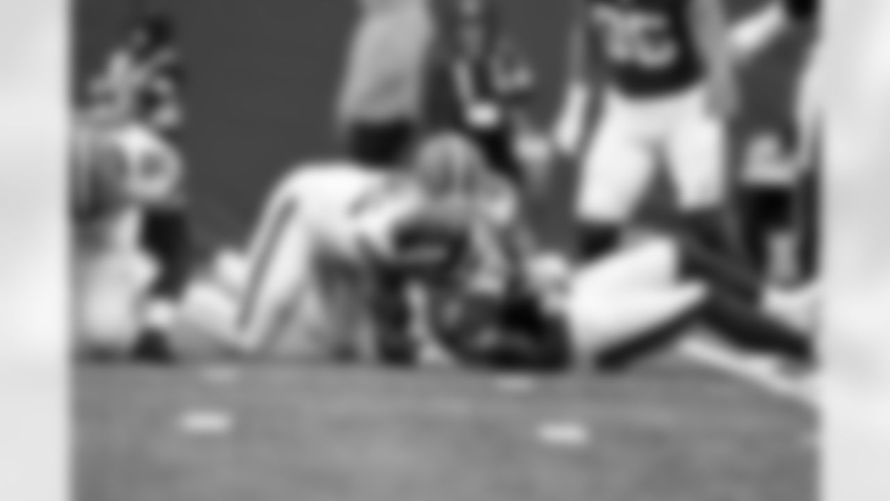 Defensive end Myles Garrett (95) during a NFL football game between the Cleveland Browns and New York Jets on November 9, 2025 at MetLife Stadium.