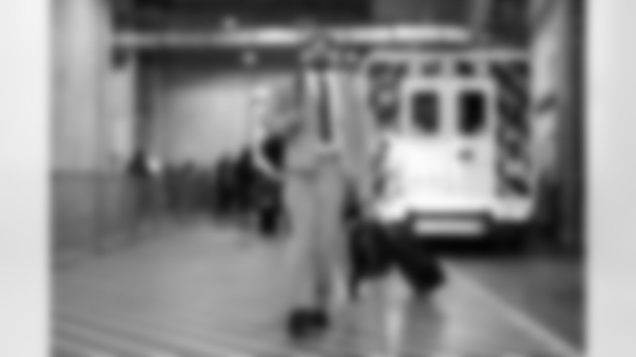 Defensive end Myles Garrett (95) before a NFL football game between the Cleveland Browns and Cincinnati Bengals on January 4, 2026 at Paycor Stadium. The Browns won 20-18.