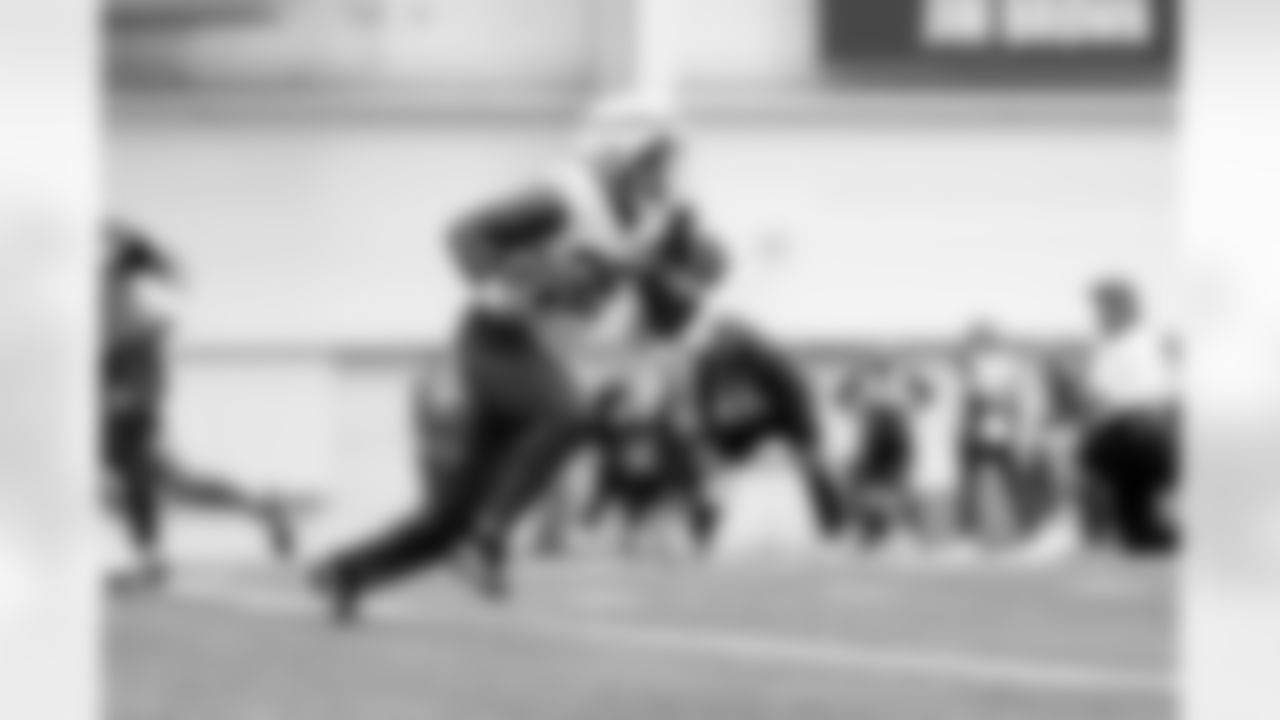 Running back Raheim Sanders (35) during practice at CrossCountry Mortgage Campus on December 10, 2025.