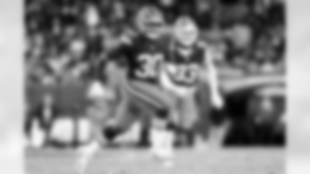 Linebacker Devin Bush (30) during a NFL football game between the Baltimore Ravens and Cleveland Browns on November 16, 2025 at Huntington Bank Field.