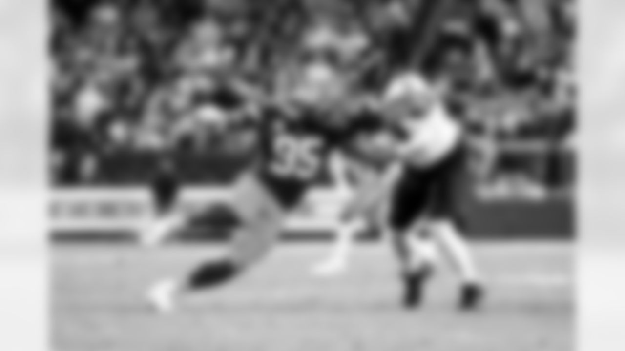 Defensive end Myles Garrett (95) during a NFL football game between the Baltimore Ravens and Cleveland Browns on November 16, 2025 at Huntington Bank Field.