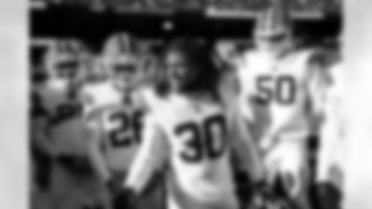 Linebacker Devin Bush (30) before a NFL football game between the Cleveland Browns and Chicago Bears on December 14, 2025 at Soldier Field.