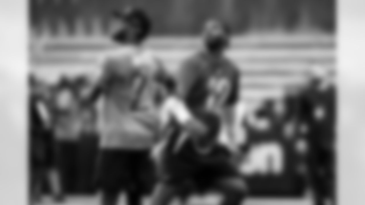 Cornerback Denzel Ward (21) and Quarterback Shedeur Sanders (12) during the first AFC Pro Bowl Practice at the Moscone Center in San Francisco on February 1, 2026.