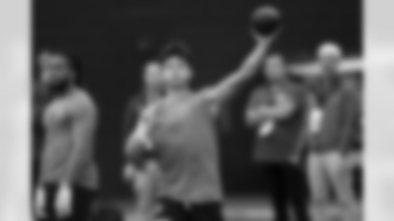Oregon quarterback Dillon Gabriel (8) throws during a position drill at the school's NFL Pro Day, Tuesday, March 18, 2025, in Eugene, Ore. (AP Photo/Amanda Loman)
